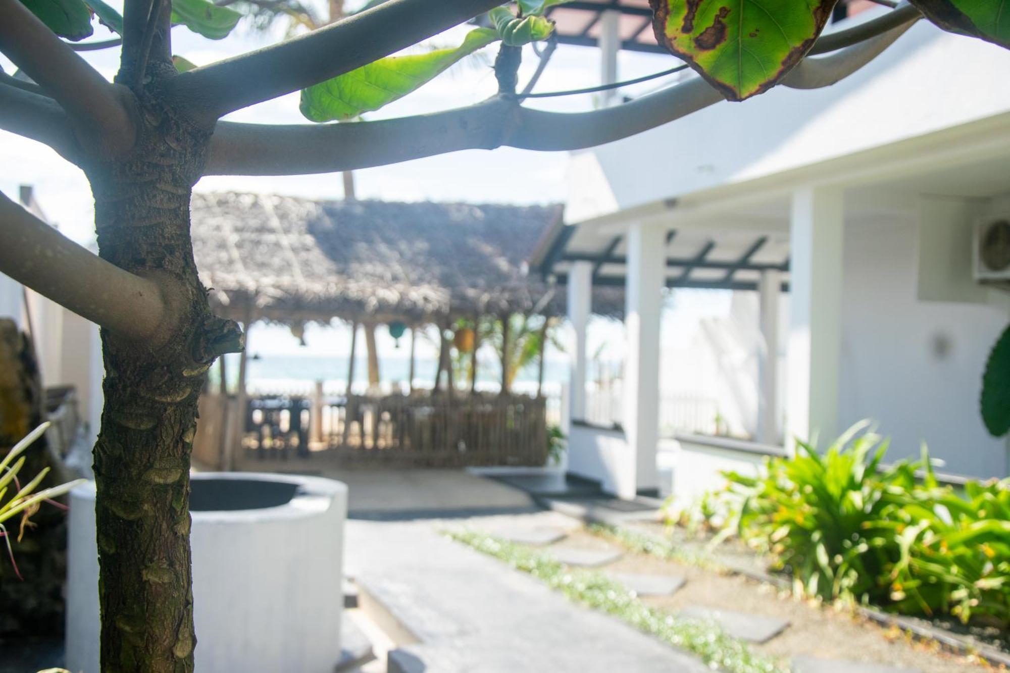 Sailors' Bay Acomodação com café da manhã Hikkaduwa Exterior foto